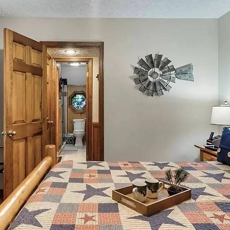 Beary Peaceful Smokies Retreat: Hot-Tub & Pools Villa Pigeon Forge Eksteriør bilde