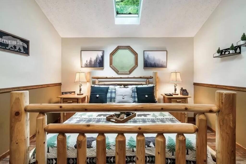 Beary Peaceful Smokies Retreat: Hot-Tub & Pools Villa Pigeon Forge Eksteriør bilde