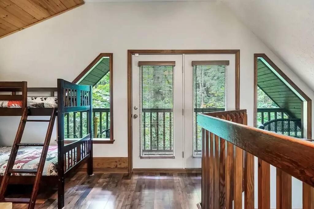 Beary Peaceful Smokies Retreat: Hot-Tub & Pools Villa Pigeon Forge Eksteriør bilde