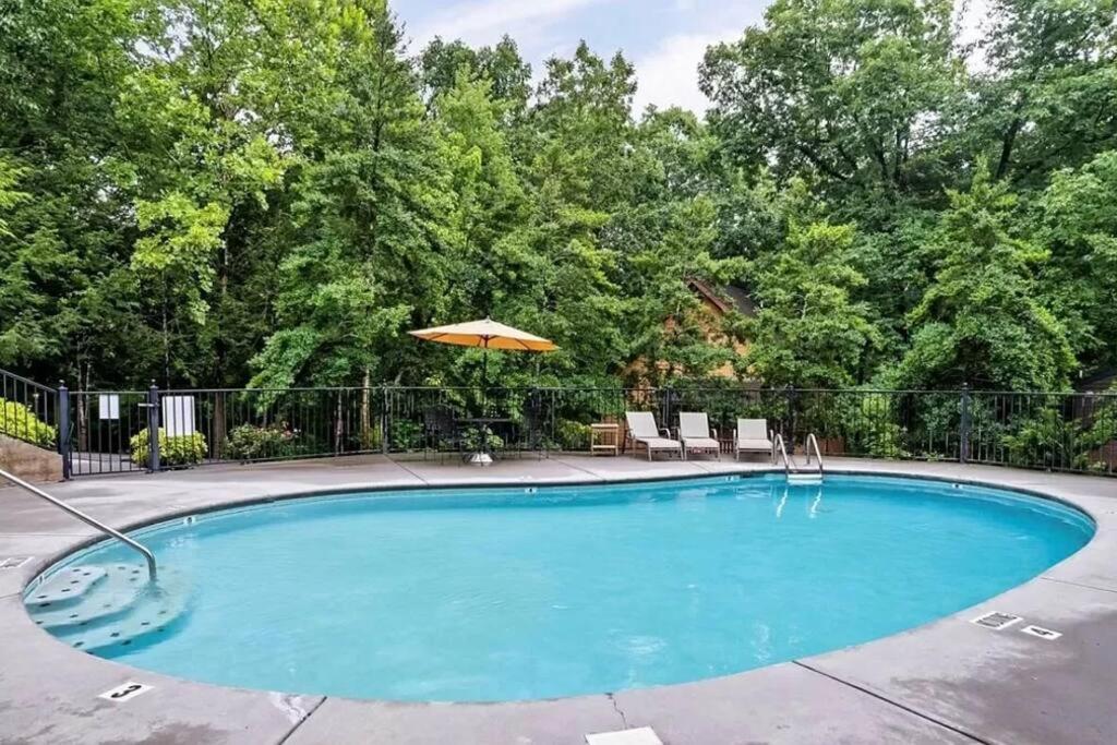 Beary Peaceful Smokies Retreat: Hot-Tub & Pools Villa Pigeon Forge Eksteriør bilde