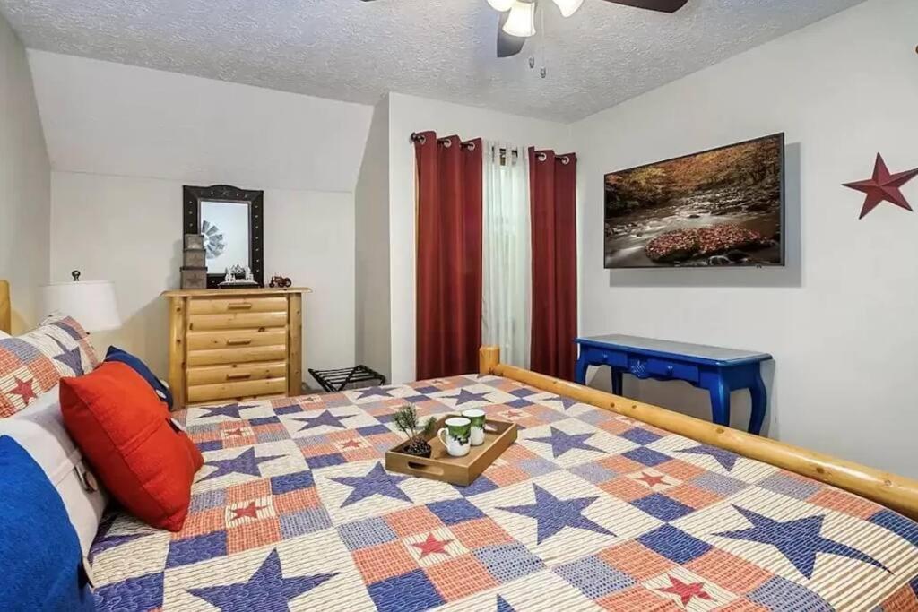 Beary Peaceful Smokies Retreat: Hot-Tub & Pools Villa Pigeon Forge Eksteriør bilde
