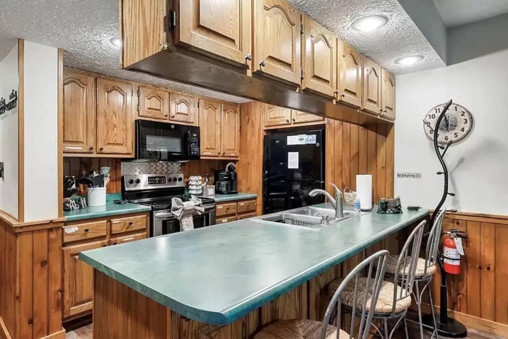 Beary Peaceful Smokies Retreat: Hot-Tub & Pools Villa Pigeon Forge Eksteriør bilde
