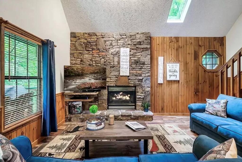 Beary Peaceful Smokies Retreat: Hot-Tub & Pools Villa Pigeon Forge Eksteriør bilde